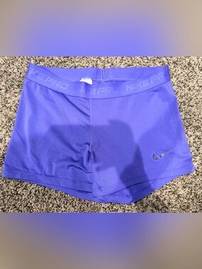 Nike Pro Compression Leggings in Violet Purple